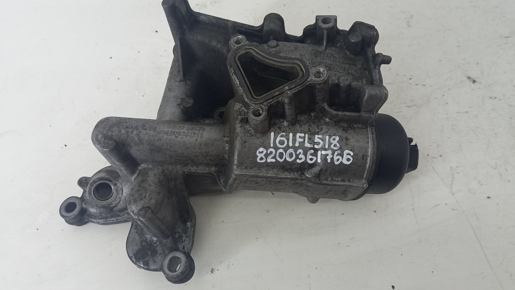 Корпус масляного фільтра Renault Trafic 2.0 dCI 2010 8200361766