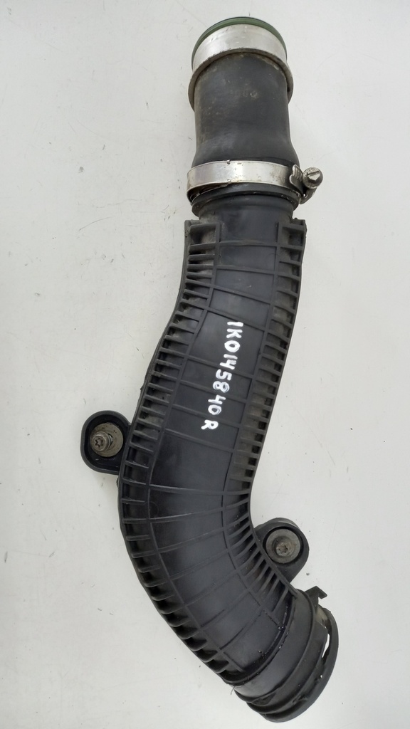 Патрубок інтеркулера Volkswagen Passat CC 1.8 FSI 1K0145770N