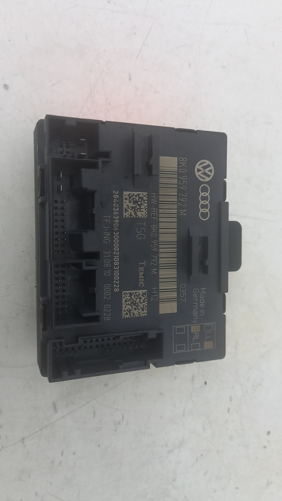 Блок управления двери Audi Q5 2015  8K0959792M