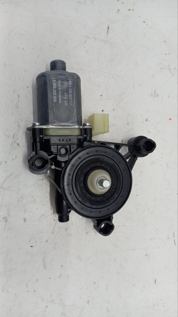 Моторчик склопідйомника Skoda Superb III 2017 5Q0959801B