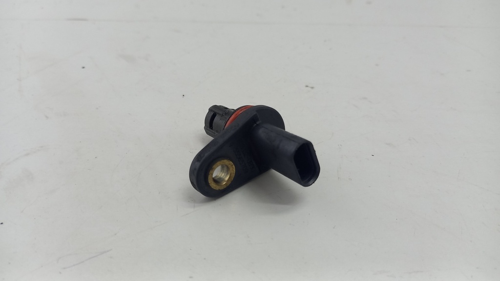 Датчик положення распредвала Opel Astra J 1.6 2004-2010 55565709