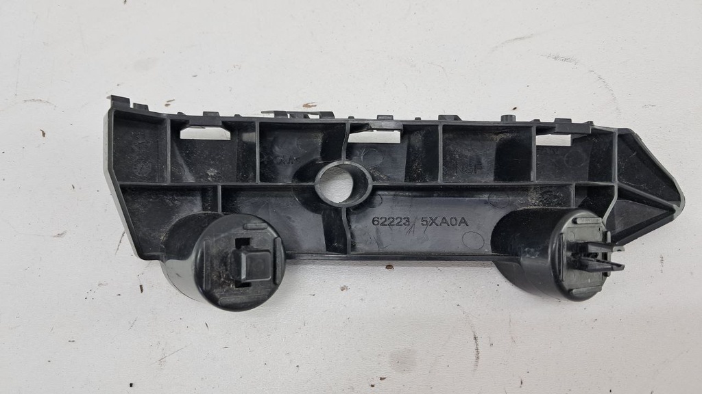 Кронштейн крыла (крепление) Mercedes-Benz X-Class 2019  622235XA0A