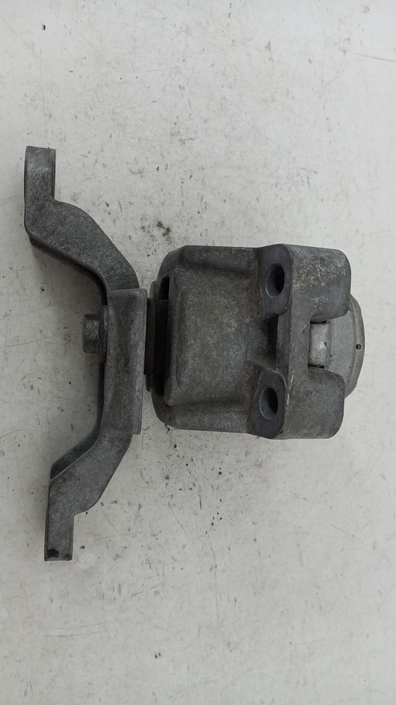 Подушка двигуна права Volvo S80 V70 2008 31269071