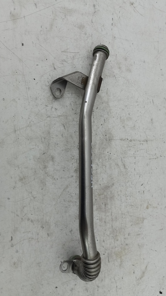 Трубка турбіни Audi A4 B8 2.7 3.0 TDI 2008 рр 059735A