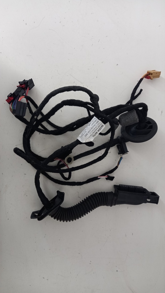 Электропроводка двери Skoda Superb 2017 3V0971693R