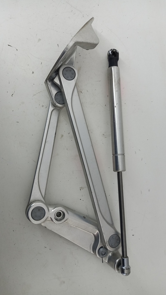 Петля кришки багажника Volkswagen Phaeton 3.0 TDI 2012 3D5827302H