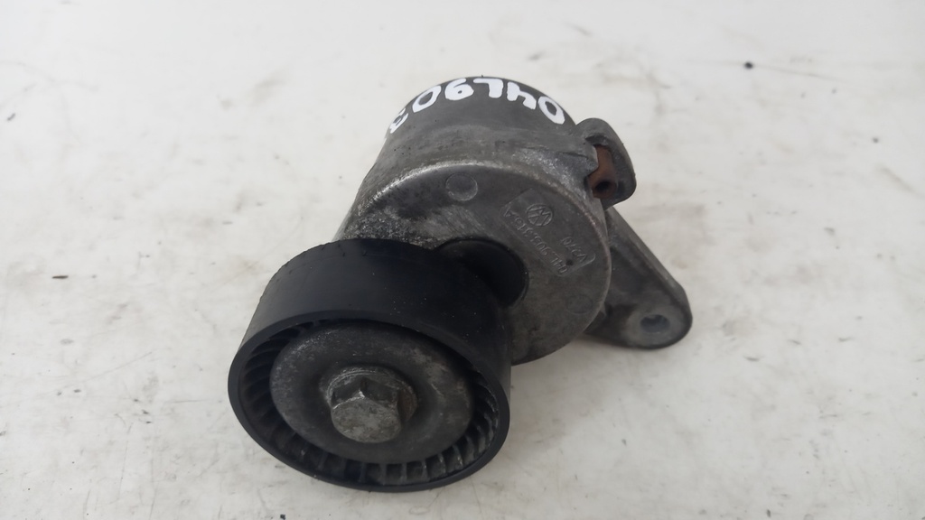 Натяжитель ремня Skoda Octavia 2.0 TDI 2013  04L903315A