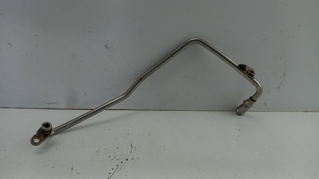 Трубка води Volkswagen Golf 5 1.4 TSI 2003-2009 рр 03C121497A