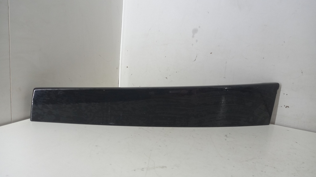 Накладка двери задней правой Volkswagen Phaeton 3.0 TDI 2012  3D4839890