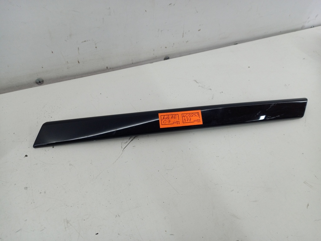 Накладка задніх лівих дверей Audi A6 C7 2015 4G9853377