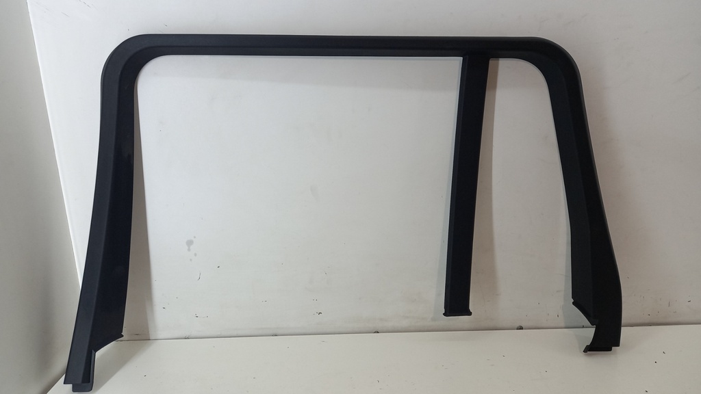 Рамка двери задняя правая Mercedes W204 X204 2013  A2047350257