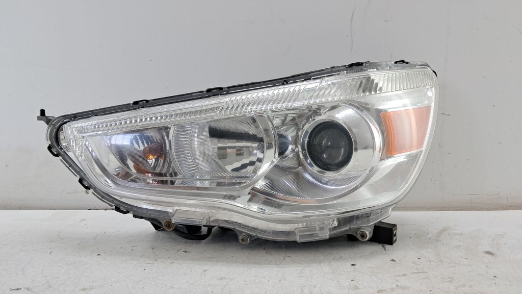 Фара левая Mitsubishi ASX 2011 8301B587