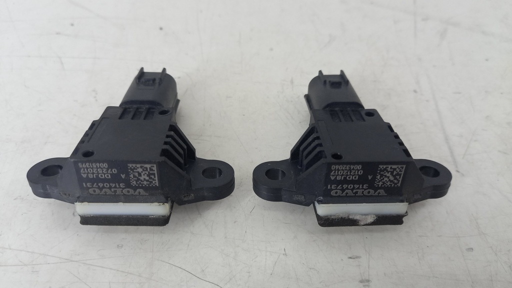 Датчик airbag Volvo XC90 2015-2020 31406731
