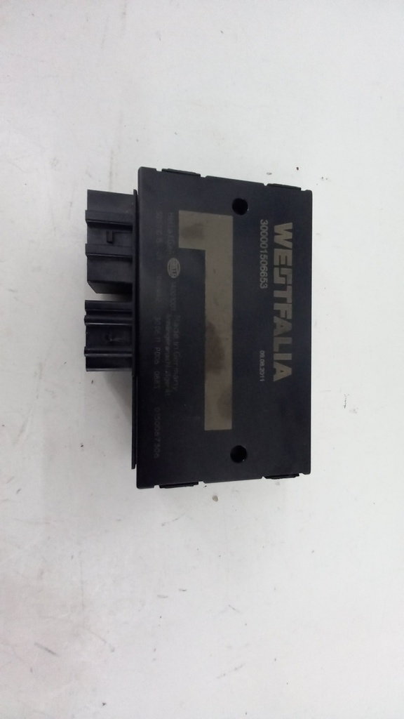 Блок управления фаркопа Audi A4 S4 B8 8K 2012  300001506653