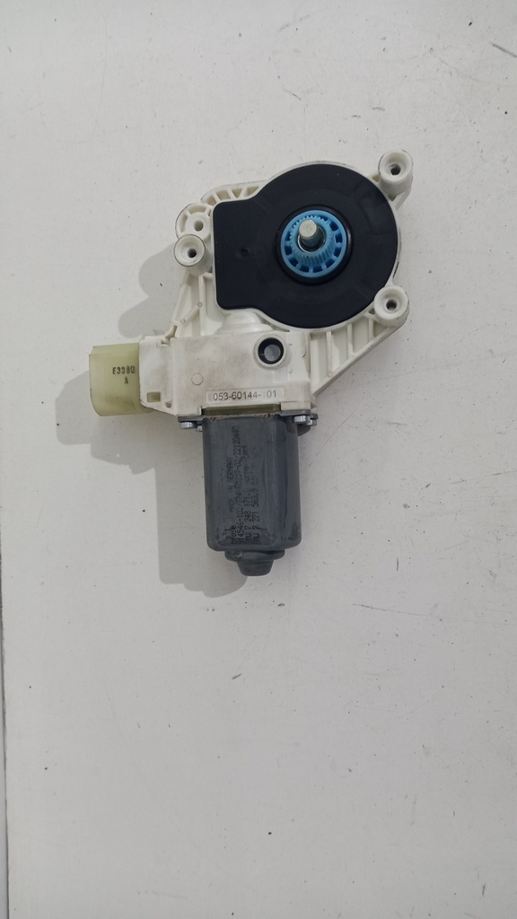 Моторчик склопідйомника BMW F10 2011 7248171