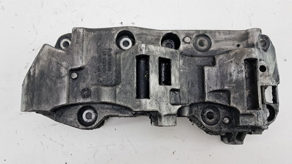 Кронштейн генератора BMW 1 F20 1.6 TDI 2010 11168506863