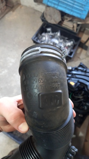 [3C0129654AG] Патрубок повітряного фільтра Volkswagen Caddy 1.6 TDI 3C0129654AG