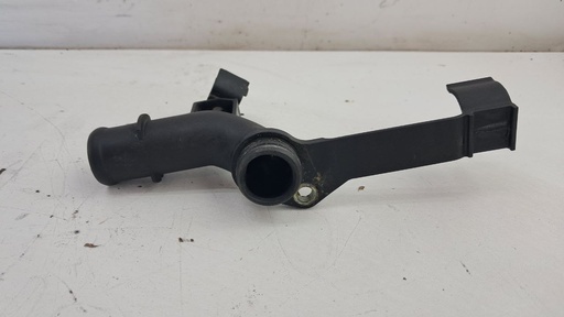 [A2712001352] Фланец системы охлаждения Mercedes W211 2004  A2712001352