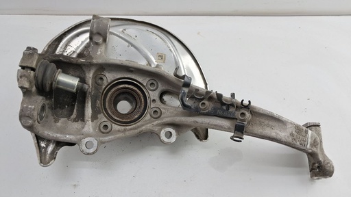 [8W0407242F] Цапфа передняя правая Audi A4 B9 2017 гг 8W0407242F