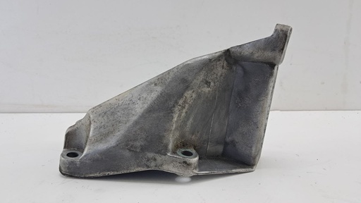 [8D0199307P] Кронштейн двигателя левый Volkswagen Passat B5 1.9 TDI 2004  8D0199307P