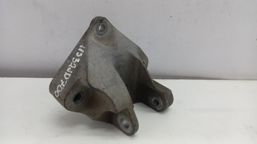 [11332JD700] Кронштейн КПП Nissan Qashqai 2012  11332JD700