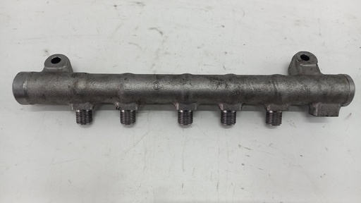 [31303612] Паливна рампа Volvo V40 2.0td D2 2012 рр 31303612