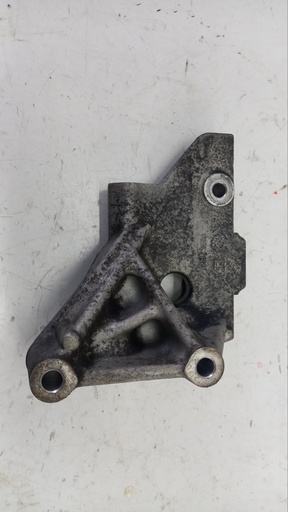 [90542136F] Кронштейн двигателя Chrysler Grand Voyager Lancia 2.8 CRD 2007  90542136F