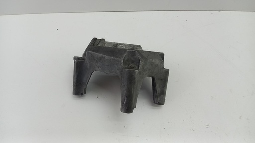 [96852491] Кронштейн двигуна Chevrolet Aveo T300 1.2 2013 рр. 96852491