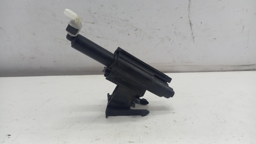 [BM5113L014AC] Форсунка омивача фари Ford Kuga 2 1.5 ecoboost 2015 рр. BM5113L014AC