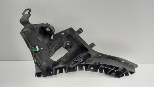 [31323764] Кронштейн бампера прав Volvo XC60 2010-2017 31323764