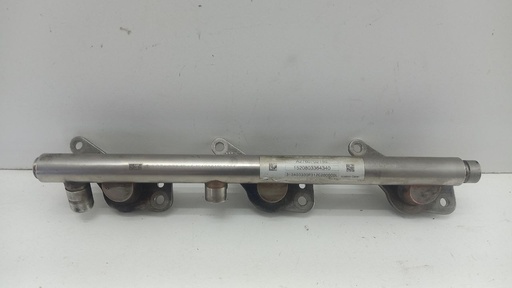 [A2760702195] Паливна рампа Mercedes-Benz C 3.0 2015 рр. A2760702195