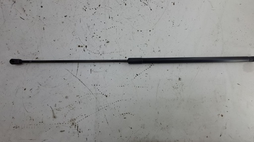 [8T0823359] Амортизатор капота Audi A4 B8 2011 рр. 8T0823359