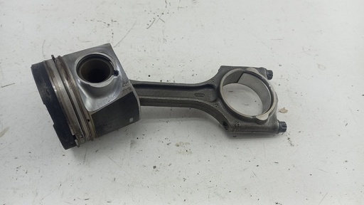 [81L123] Поршень (+шатун) Volvo S80 II XC70 V60 S60 2.4 D3 D5 2012 рр 81L123