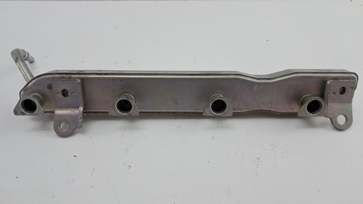 [2380723021] Топливная рампа Toyota Yaris Auris 1.3 16v 2006-2011 гг 2380723021