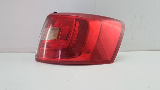 [5C6945096E] Фонарь задний правый Volkswagen Jetta 2011 5C6945096E