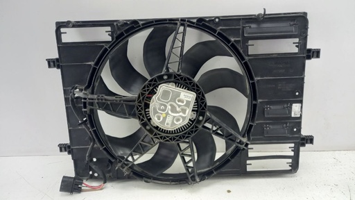[5Q0121203DG] Вентилятор Volkswagen Passat B8 Golf VII 2018 5Q0121203DG