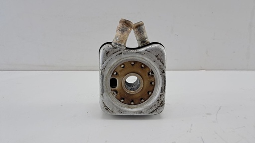 [028117021B] Радиатор масляный Skoda Superb Volkswagen Passat B5 1.8T 2004 028117021B