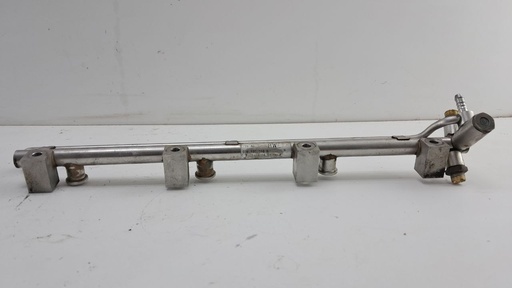 [03H133316M] Паливна рампа Volkswagen Passat B7 3.6 FSI 2013 рр 03H133316M