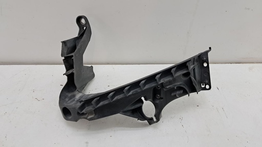 [5G0807050A] Кріплення переднього бампера VW Golf 2015-2017 рр. 5G0807050A