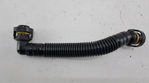 [CM5G6758DA] Трубка маслоотделителя Ford Focus 1.0 ecoboost 2018 гг CM5G6758DA