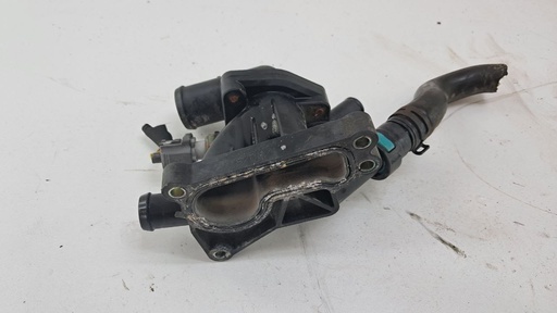 [CM5G9K478GA] Корпус термостата Ford Focus 1.0 ecoboost 2018 гг CM5G9K478GA