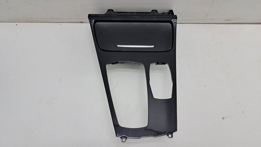 [9142166] Декоративна накладка консоли BMW 5 GT F07 M пакет F10 F11 2014 9142166