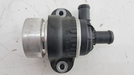 [05L965567A] Водяный насос Audi A4 S4 B9 Q5 2.0 TDI 2021  05L965567A