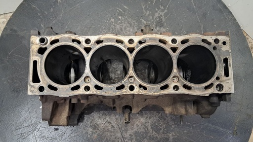 [PSARHR] Блок двигуна Peugeot 308 2.0 HDI 2008 PSARHR 040680330