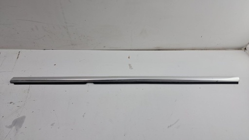 [3C8839475F] Молдинг скла двері Volkswagen Passat CC 2008-2017 3C8839475F