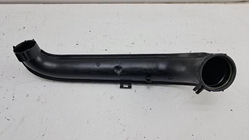 [04E145673B] Патрубок интеркулера Volkswagen Golf 6 1.4 TSI 2012 гг 04E145673B