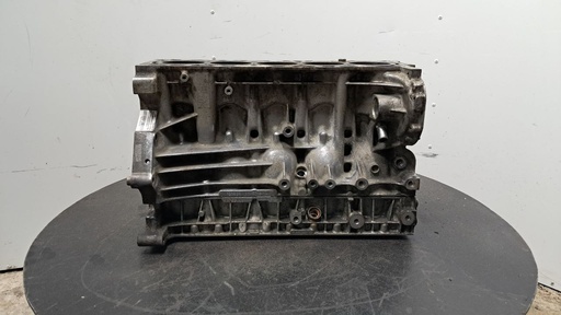 [31359187] Блок двигателя VOLVO V70 XC70 S60 XC60 2.4 D D4 D5 2012 31359187