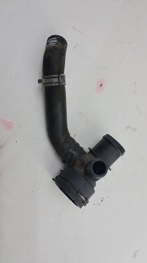 [4F0122293A] Патрубок Audi A4 B8 2.0 TDI 2010 4F0122293A