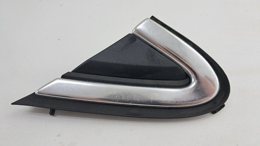 [31416469] Треугольник защита крыла левый Volvo V40 2012-2017 31416469