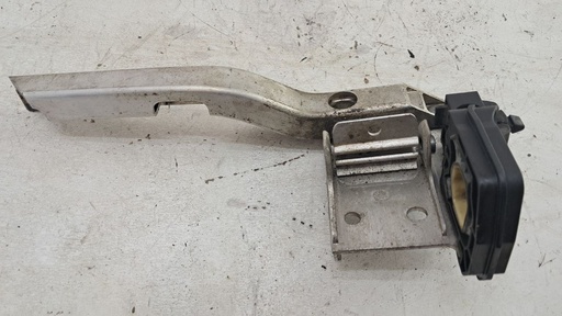 [7583119] Кронштейн радиатора левый BMW 5-серия F10 2010-2017 7583119